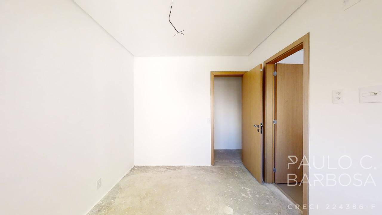 Apartamento à venda com 3 quartos, 170m² - Foto 15