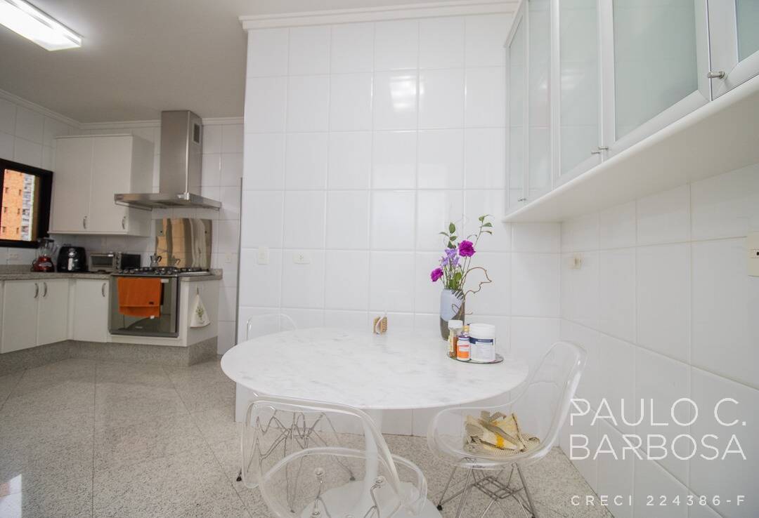 Apartamento à venda com 3 quartos, 247m² - Foto 33