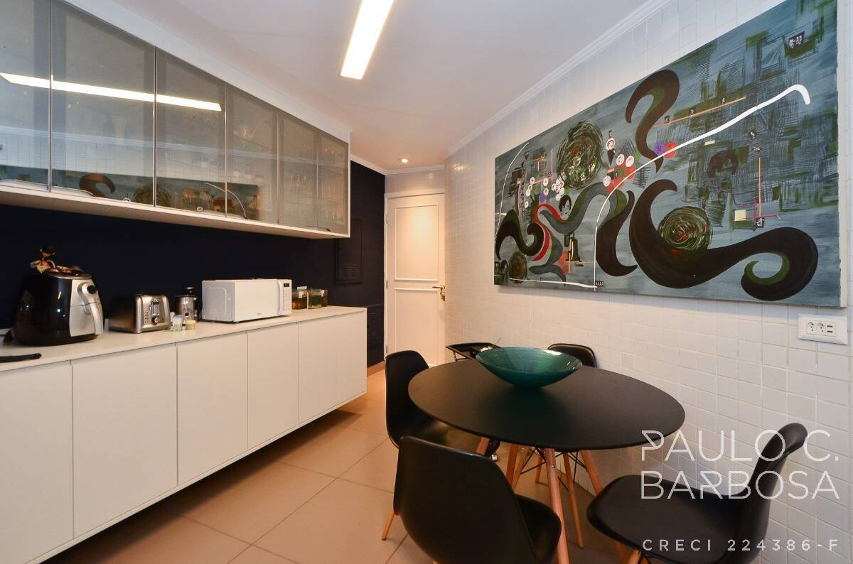 Apartamento à venda com 3 quartos, 200m² - Foto 33