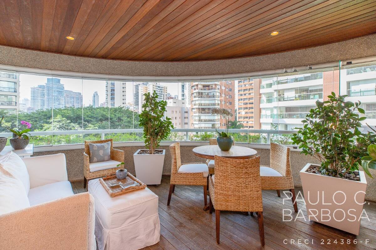 Apartamento à venda com 3 quartos, 243m² - Foto 14