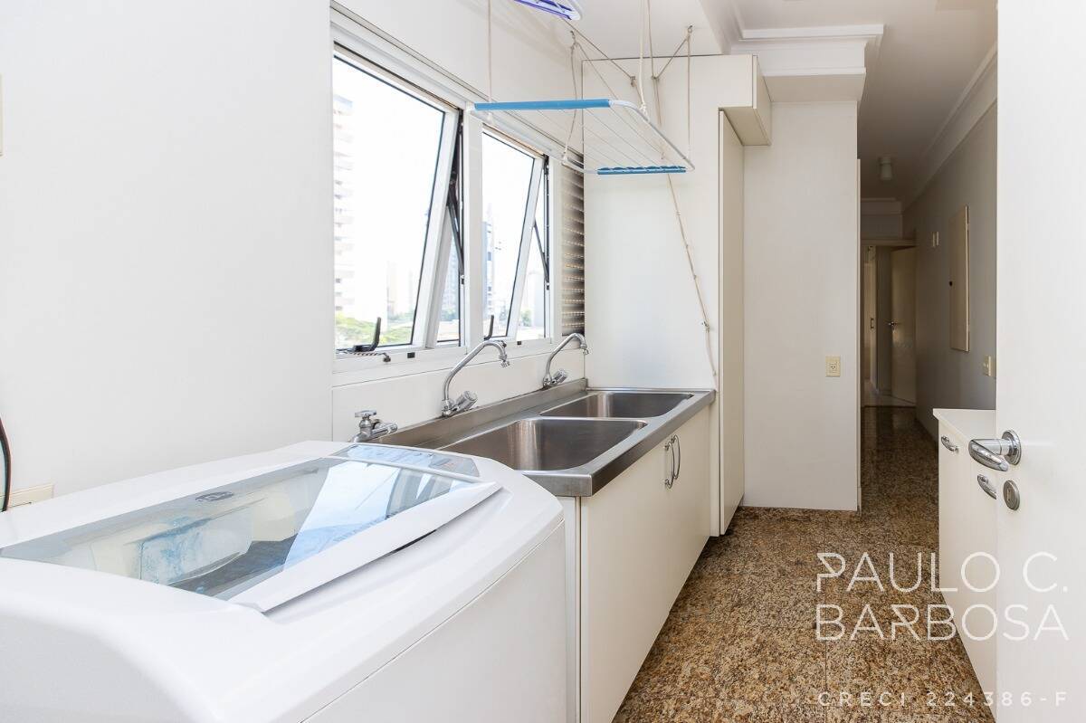 Apartamento à venda com 3 quartos, 243m² - Foto 48