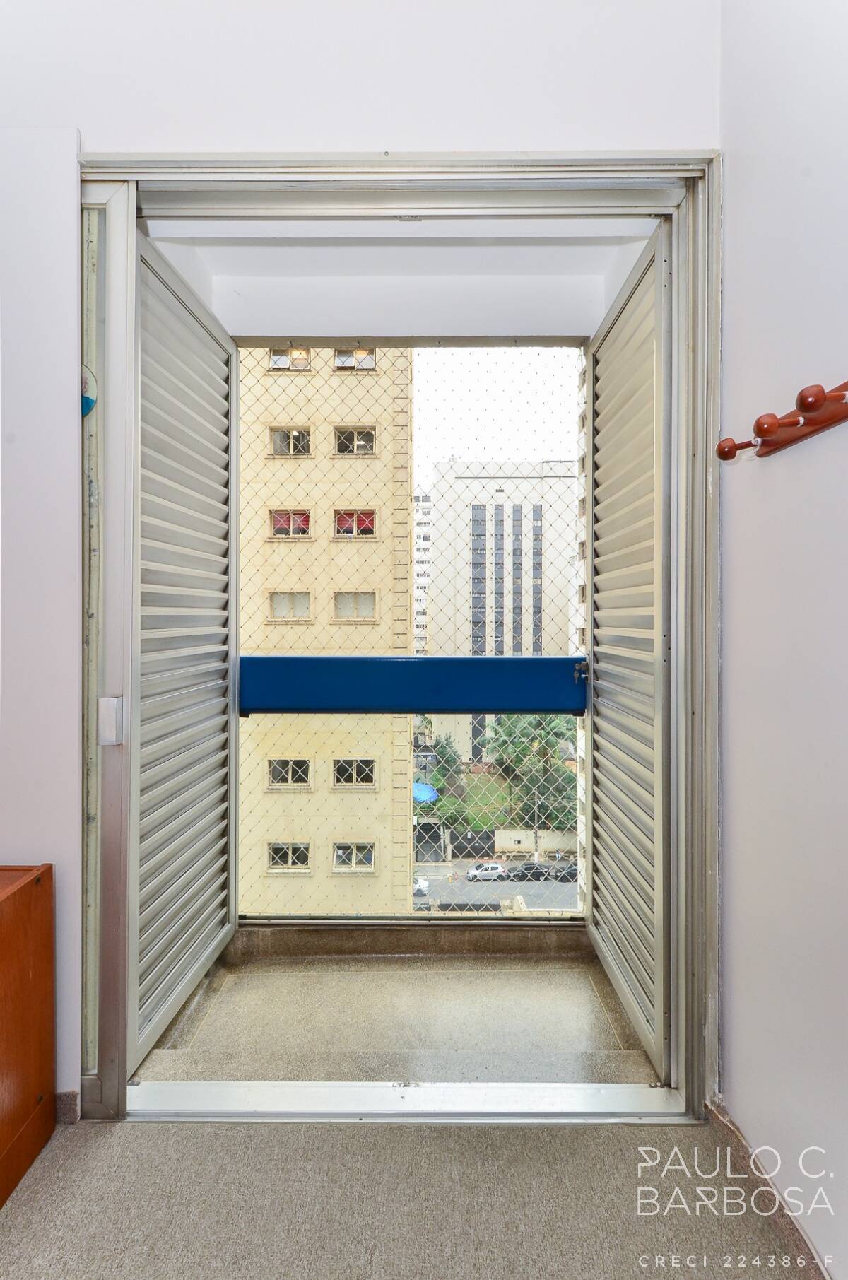 Apartamento à venda com 3 quartos, 199m² - Foto 16