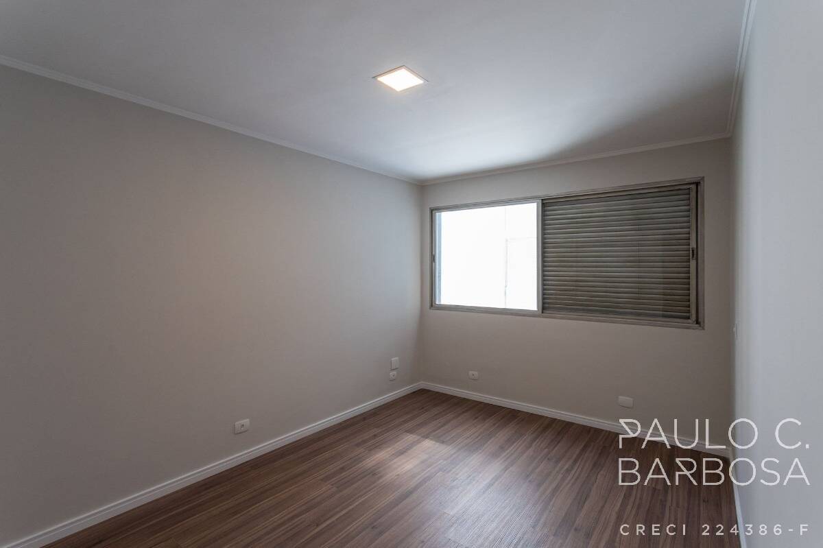 Apartamento à venda com 3 quartos, 137m² - Foto 25