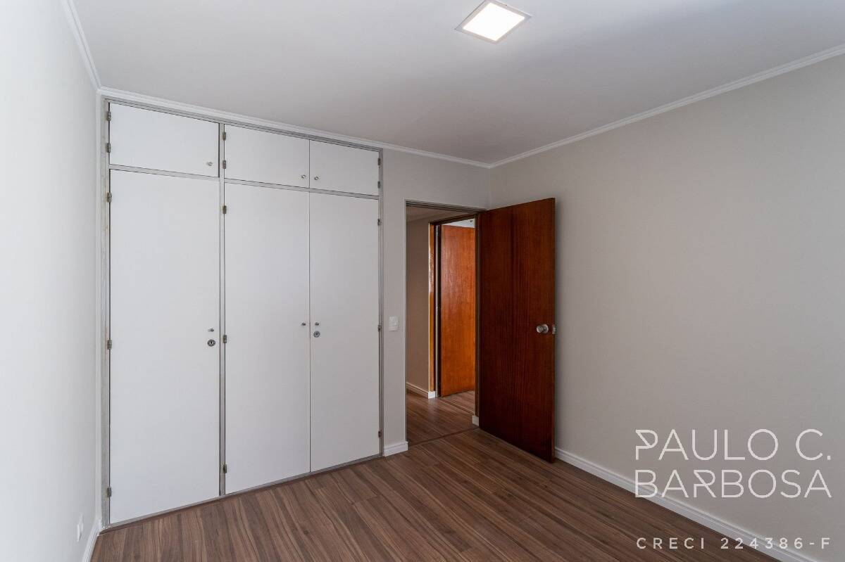 Apartamento à venda com 3 quartos, 137m² - Foto 23