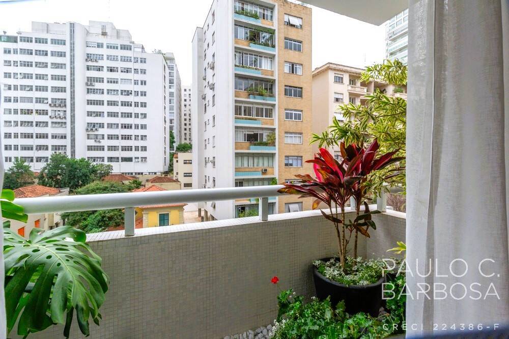 Apartamento à venda com 3 quartos, 202m² - Foto 4