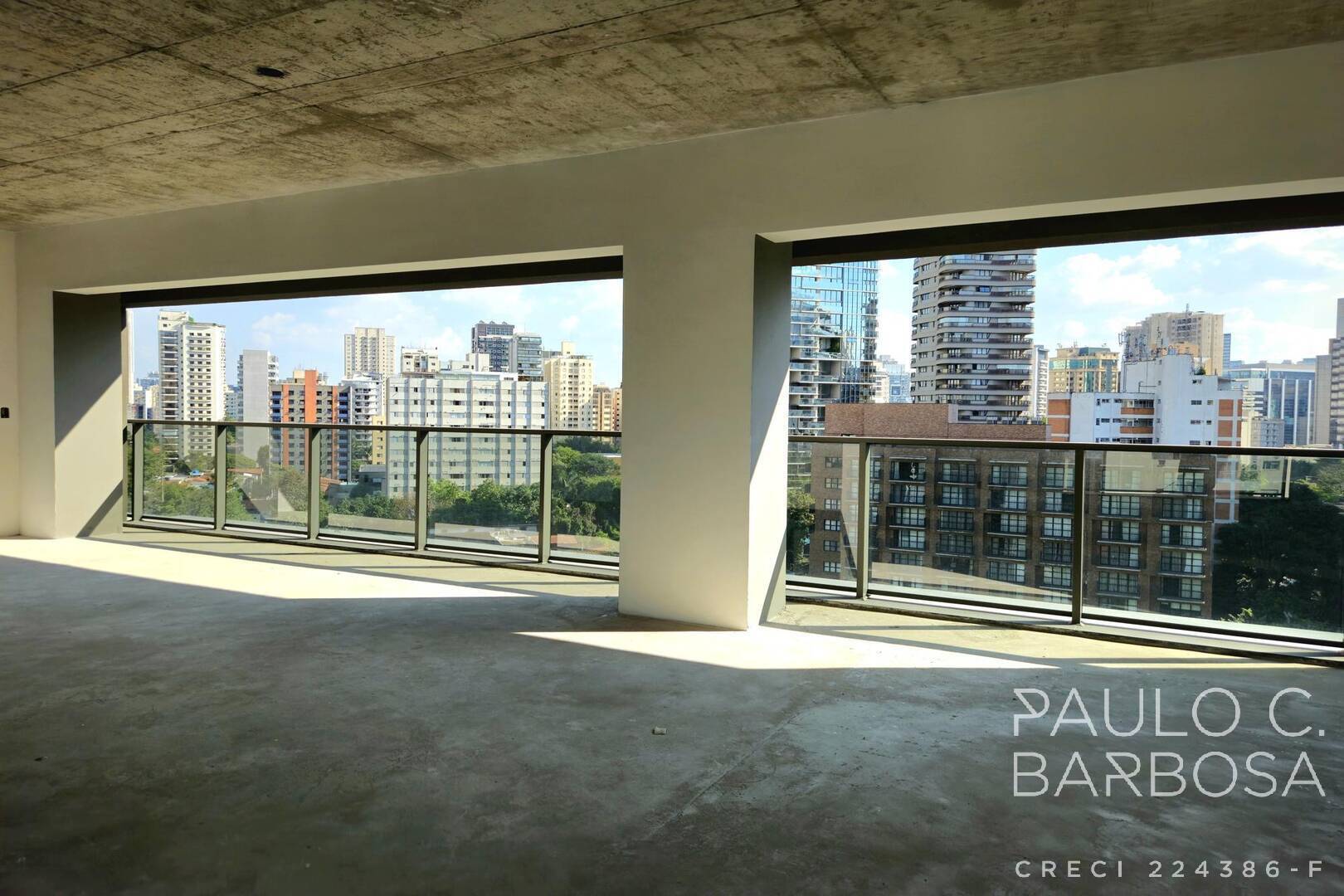 Apartamento à venda com 3 quartos, 227m² - Foto 3