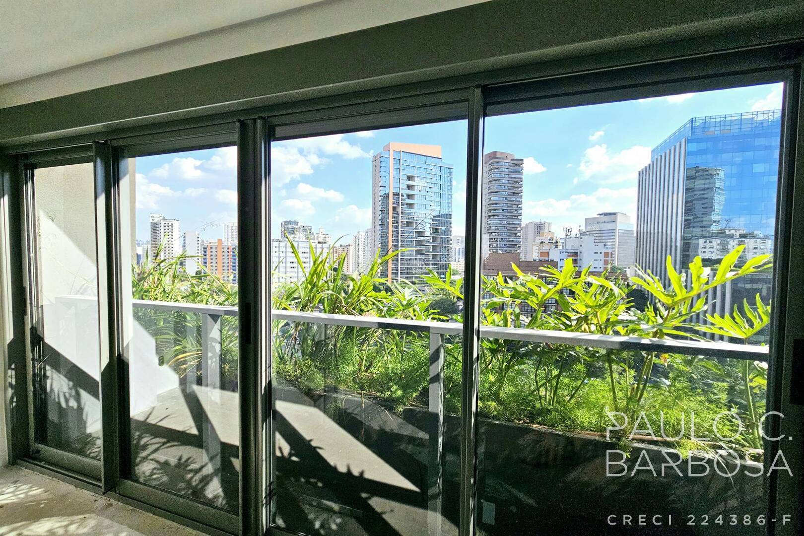 Apartamento à venda com 3 quartos, 227m² - Foto 25