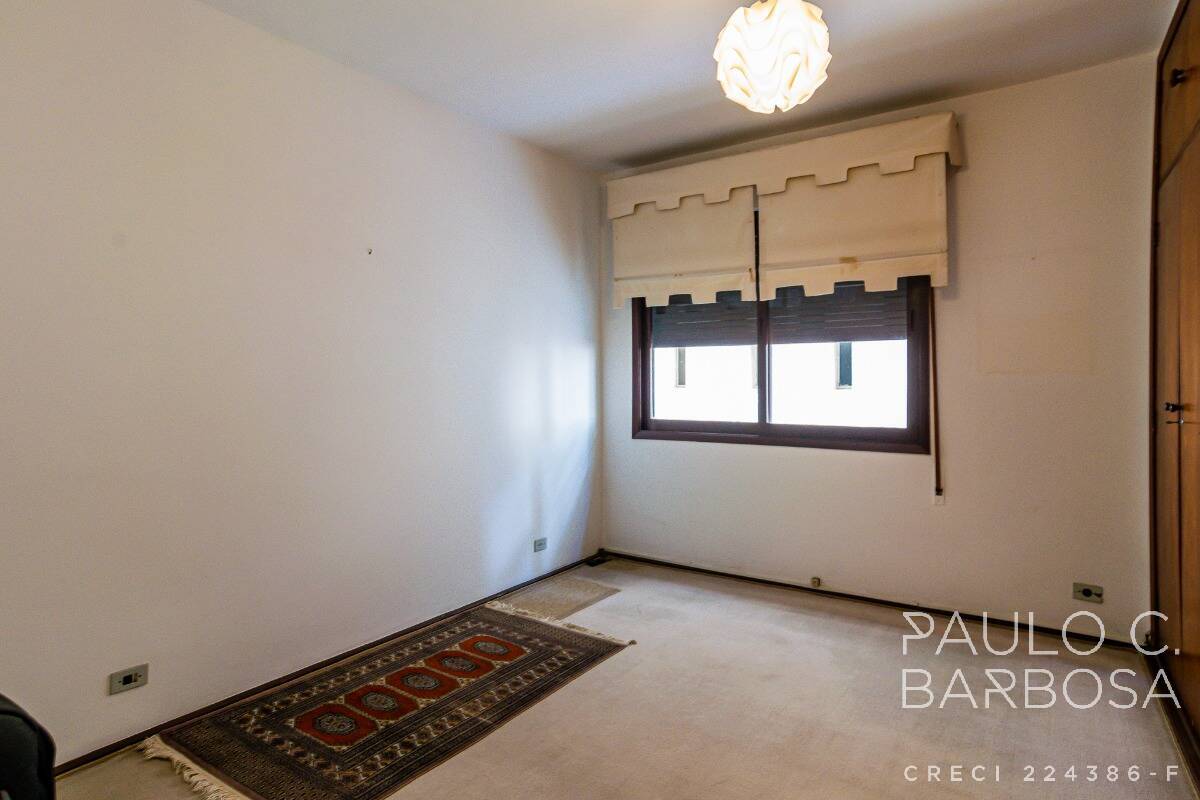 Apartamento à venda com 3 quartos, 219m² - Foto 14