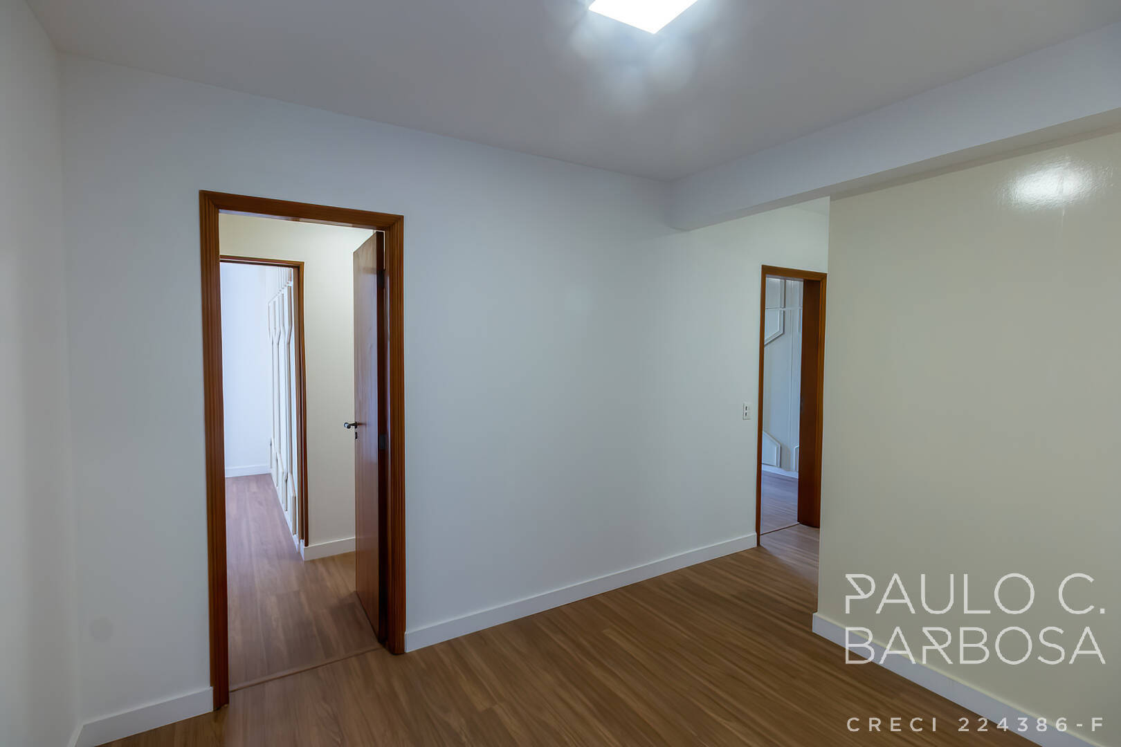 Apartamento à venda com 4 quartos, 190m² - Foto 12