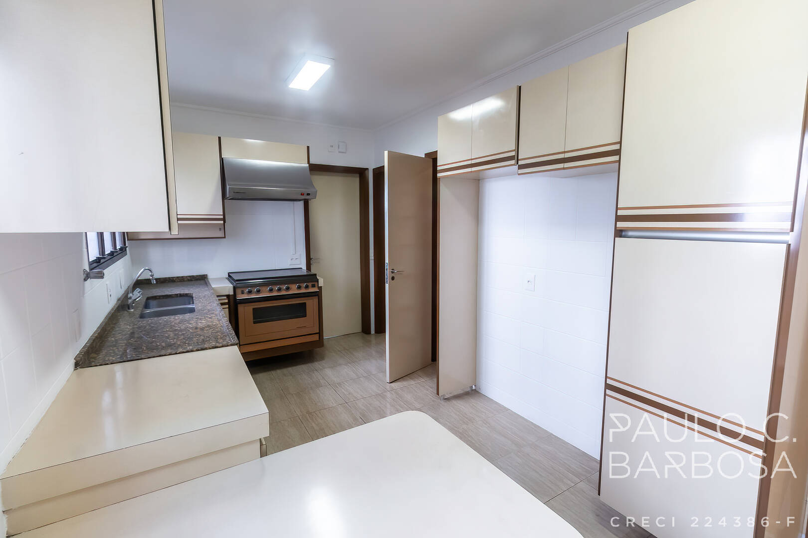 Apartamento à venda com 4 quartos, 190m² - Foto 35