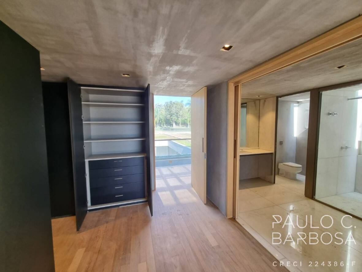 Casa à venda com 6 quartos, 1321m² - Foto 25