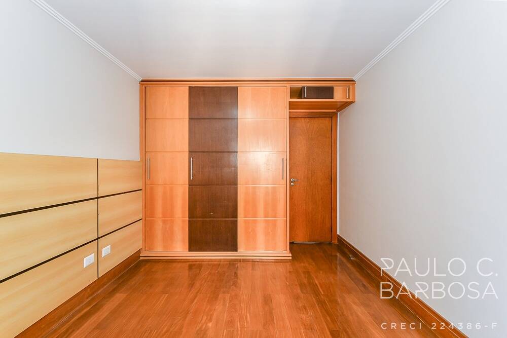 Apartamento à venda com 3 quartos, 214m² - Foto 26