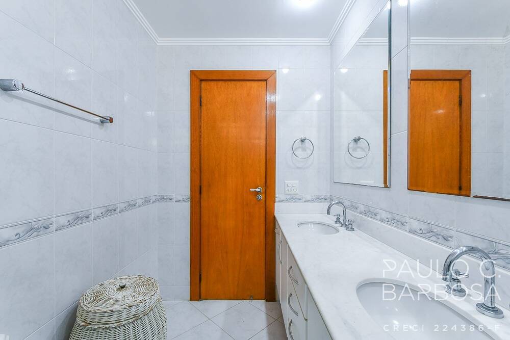 Apartamento à venda com 3 quartos, 214m² - Foto 28