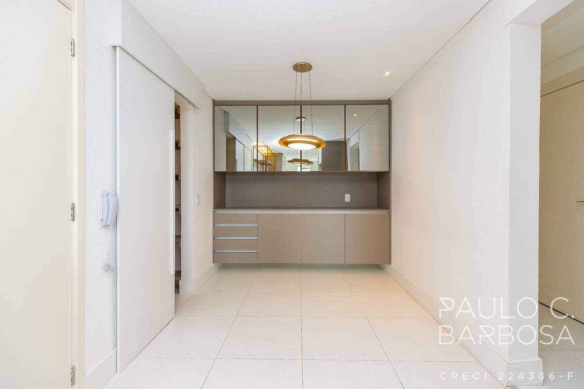 Apartamento à venda com 3 quartos, 244m² - Foto 47