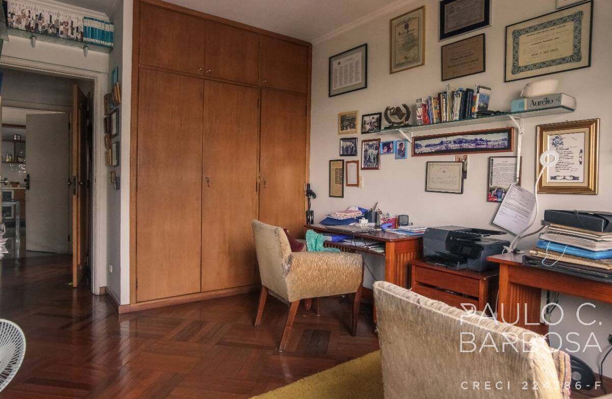 Apartamento à venda com 3 quartos, 175m² - Foto 13