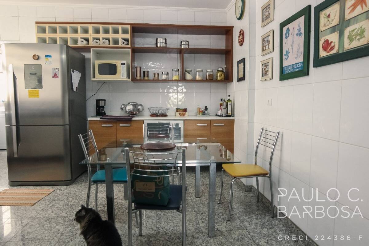 Apartamento à venda com 3 quartos, 175m² - Foto 32