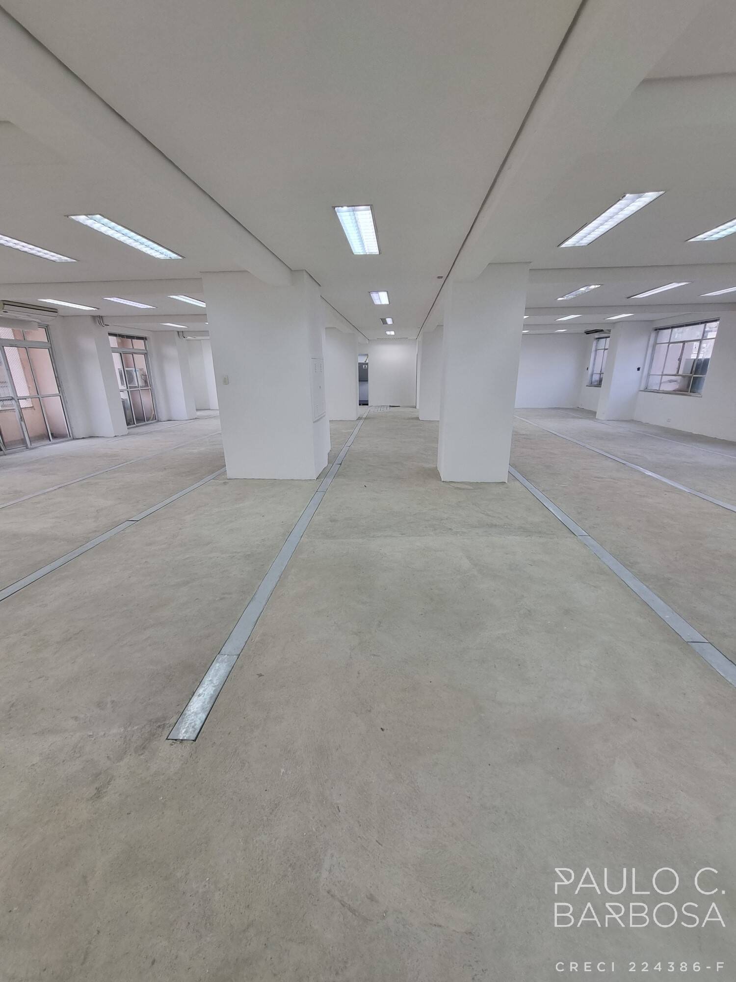 Prédio Inteiro para alugar, 554m² - Foto 3