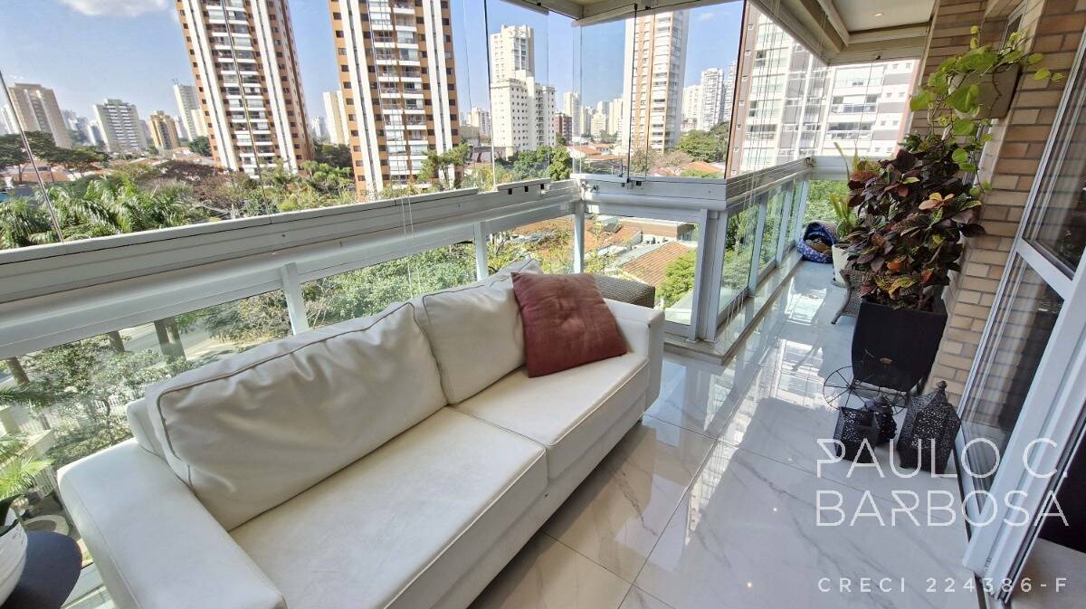 Apartamento à venda com 3 quartos, 240m² - Foto 8