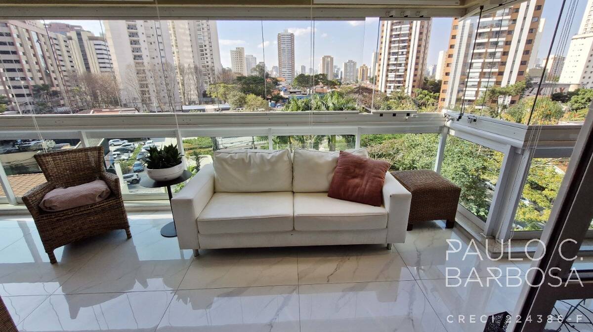 Apartamento à venda com 3 quartos, 240m² - Foto 7