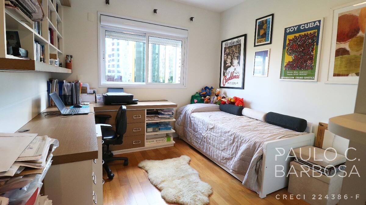 Apartamento à venda com 3 quartos, 240m² - Foto 15