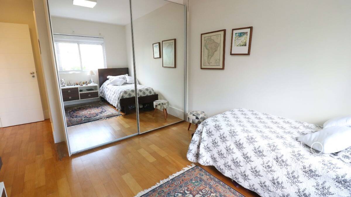 Apartamento à venda com 3 quartos, 240m² - Foto 20