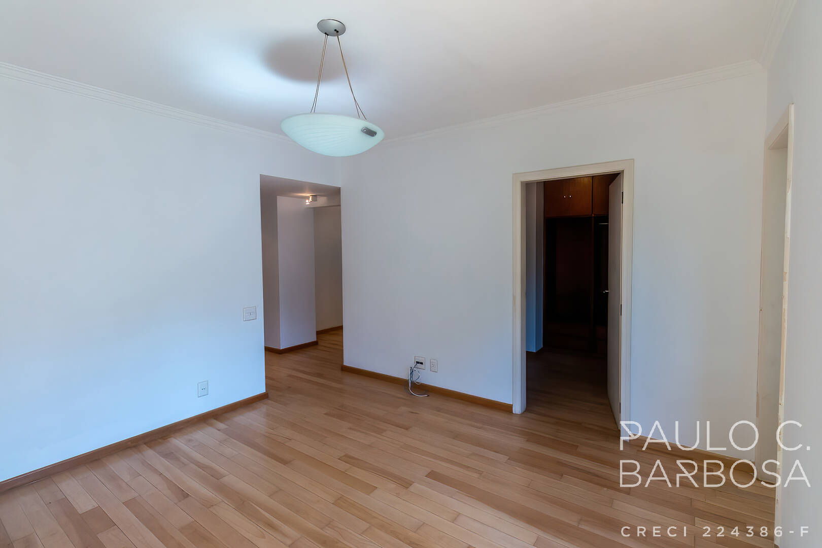 Apartamento para alugar com 3 quartos, 240m² - Foto 27