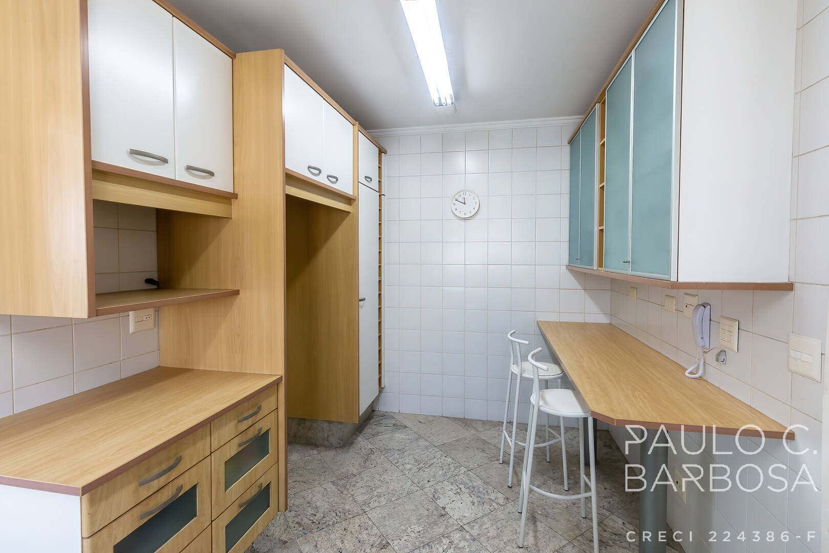 Apartamento para alugar com 3 quartos, 240m² - Foto 38