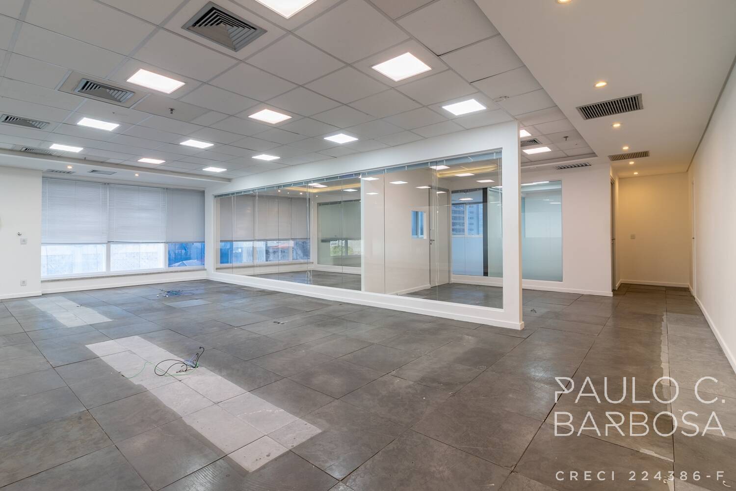 Conjunto Comercial-Sala para alugar, 296m² - Foto 2