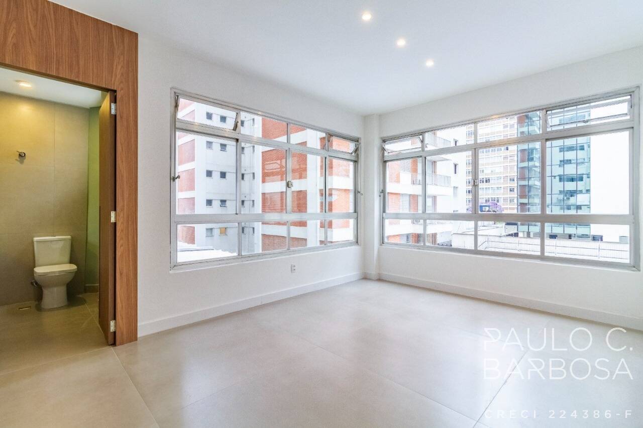 Apartamento à venda com 3 quartos, 143m² - Foto 3