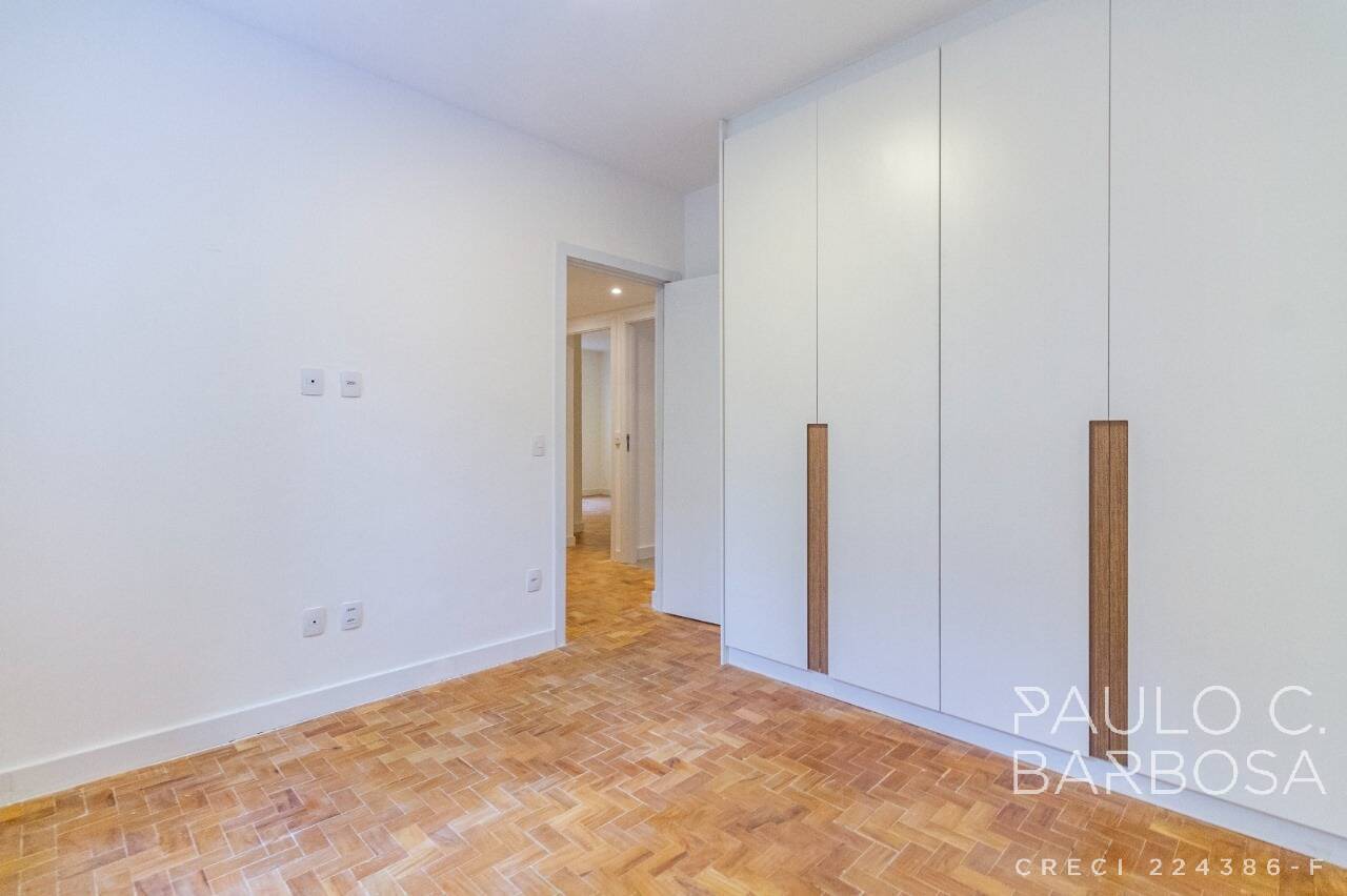 Apartamento à venda com 3 quartos, 143m² - Foto 14