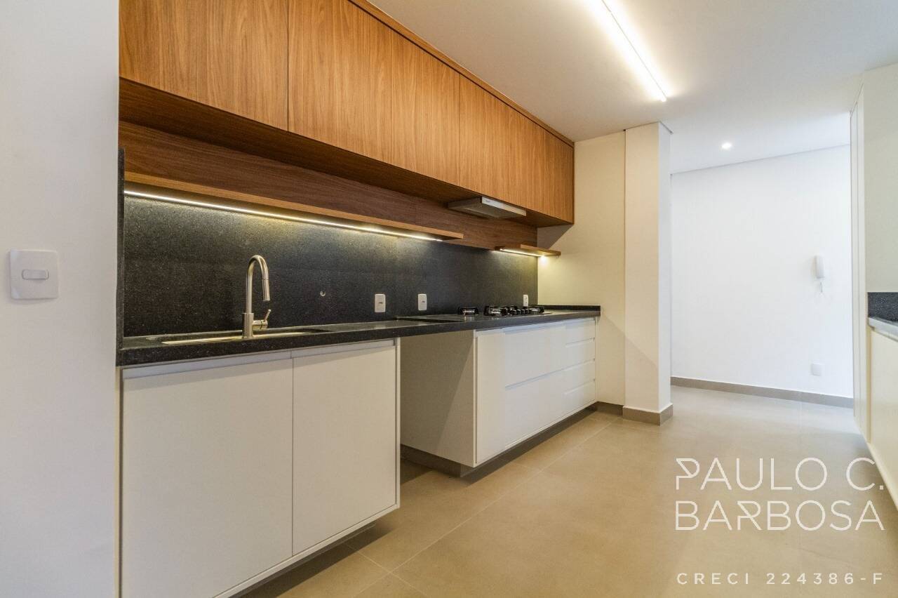 Apartamento à venda com 3 quartos, 143m² - Foto 31