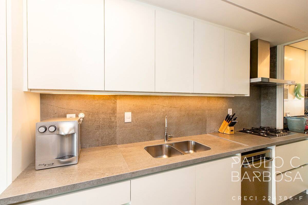 Apartamento à venda com 3 quartos, 279m² - Foto 44