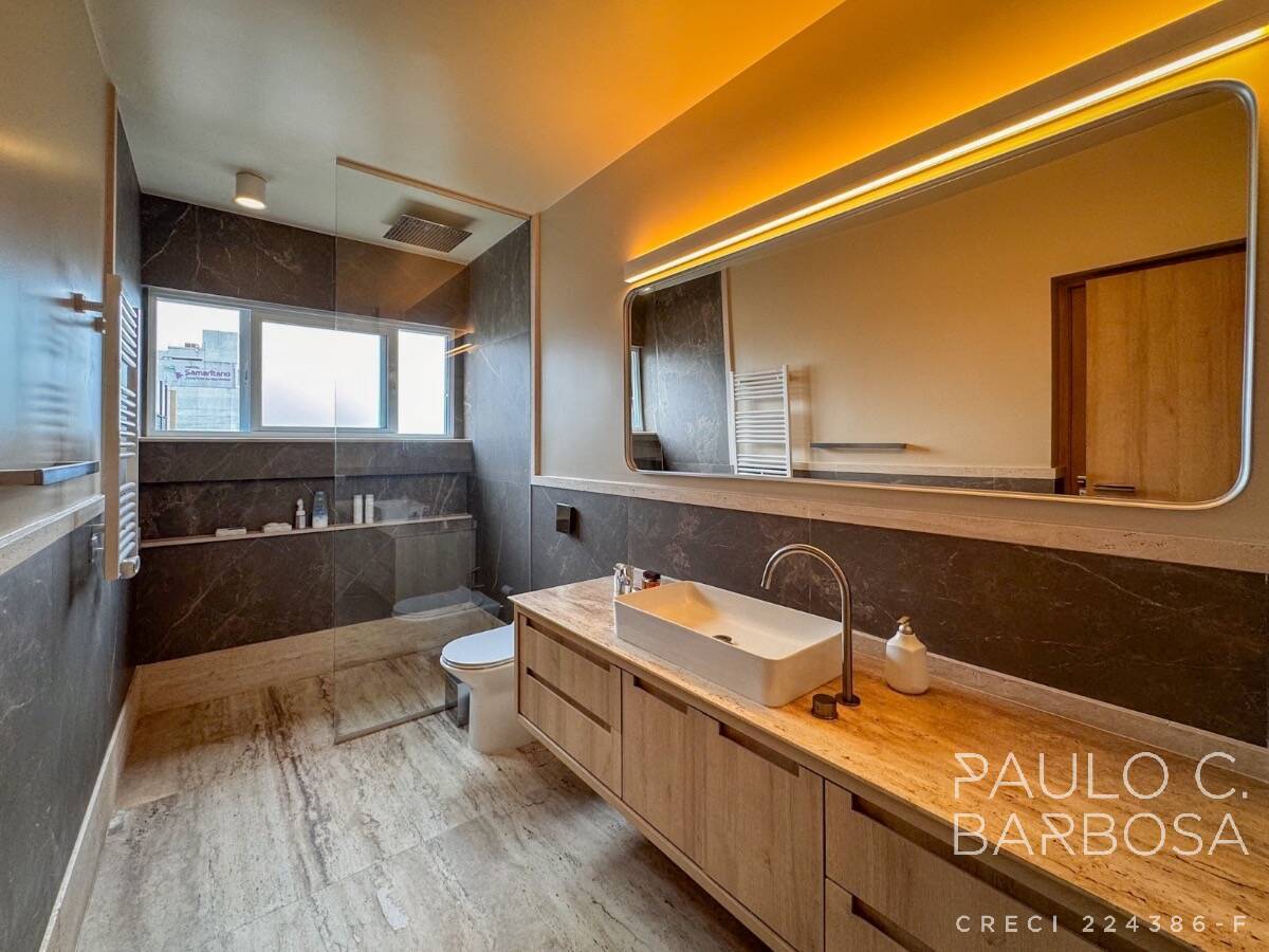 Apartamento à venda com 3 quartos, 235m² - Foto 22