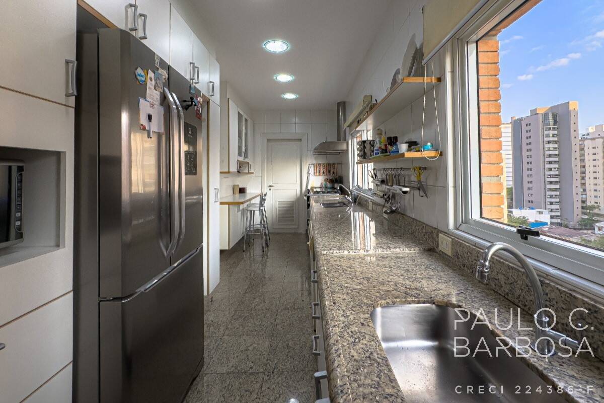 Apartamento à venda com 5 quartos, 369m² - Foto 26