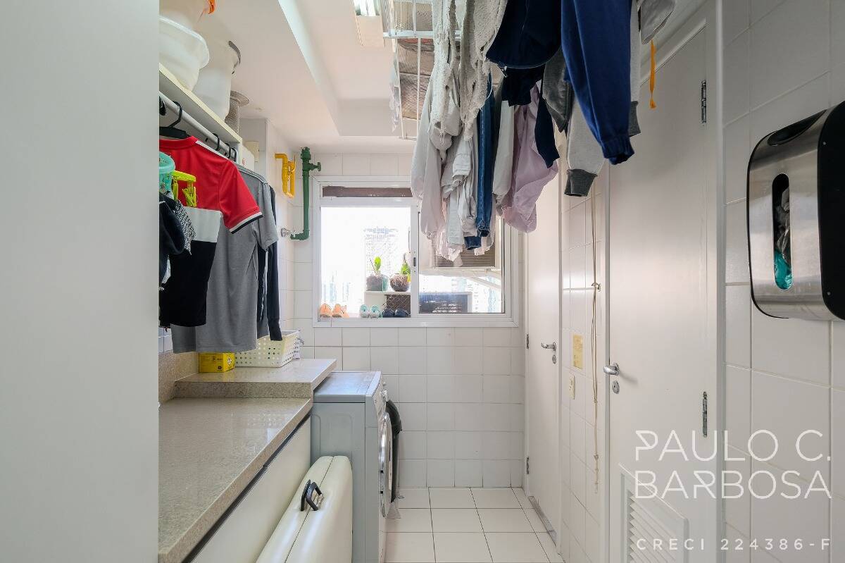 Apartamento à venda com 3 quartos, 185m² - Foto 29