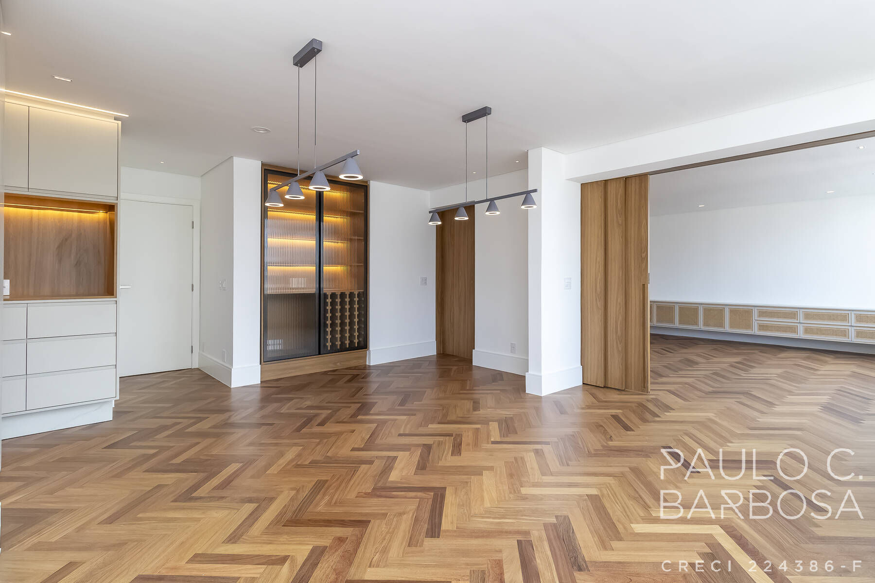 Apartamento à venda com 3 quartos, 289m² - Foto 3