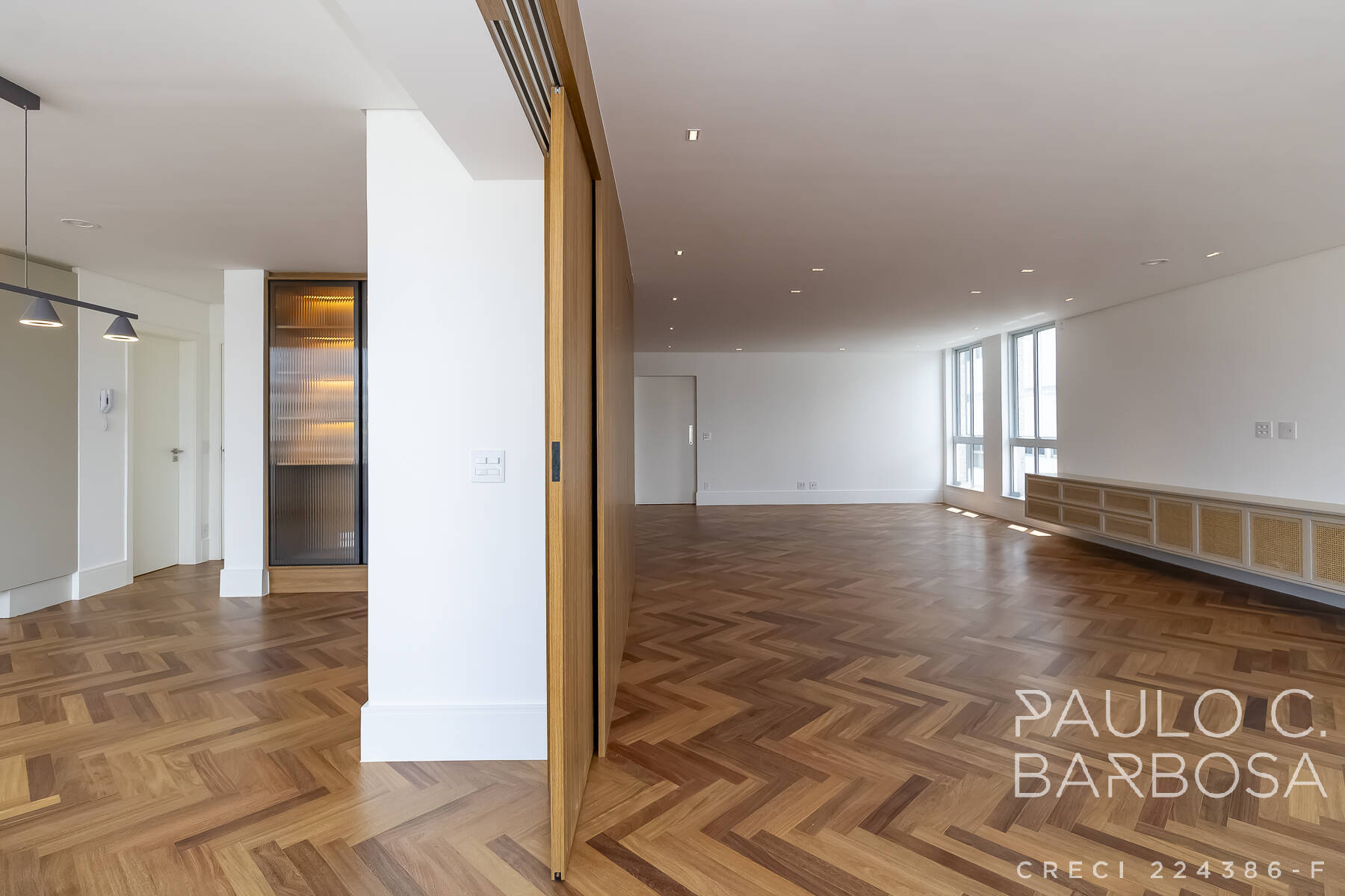 Apartamento à venda com 3 quartos, 289m² - Foto 11