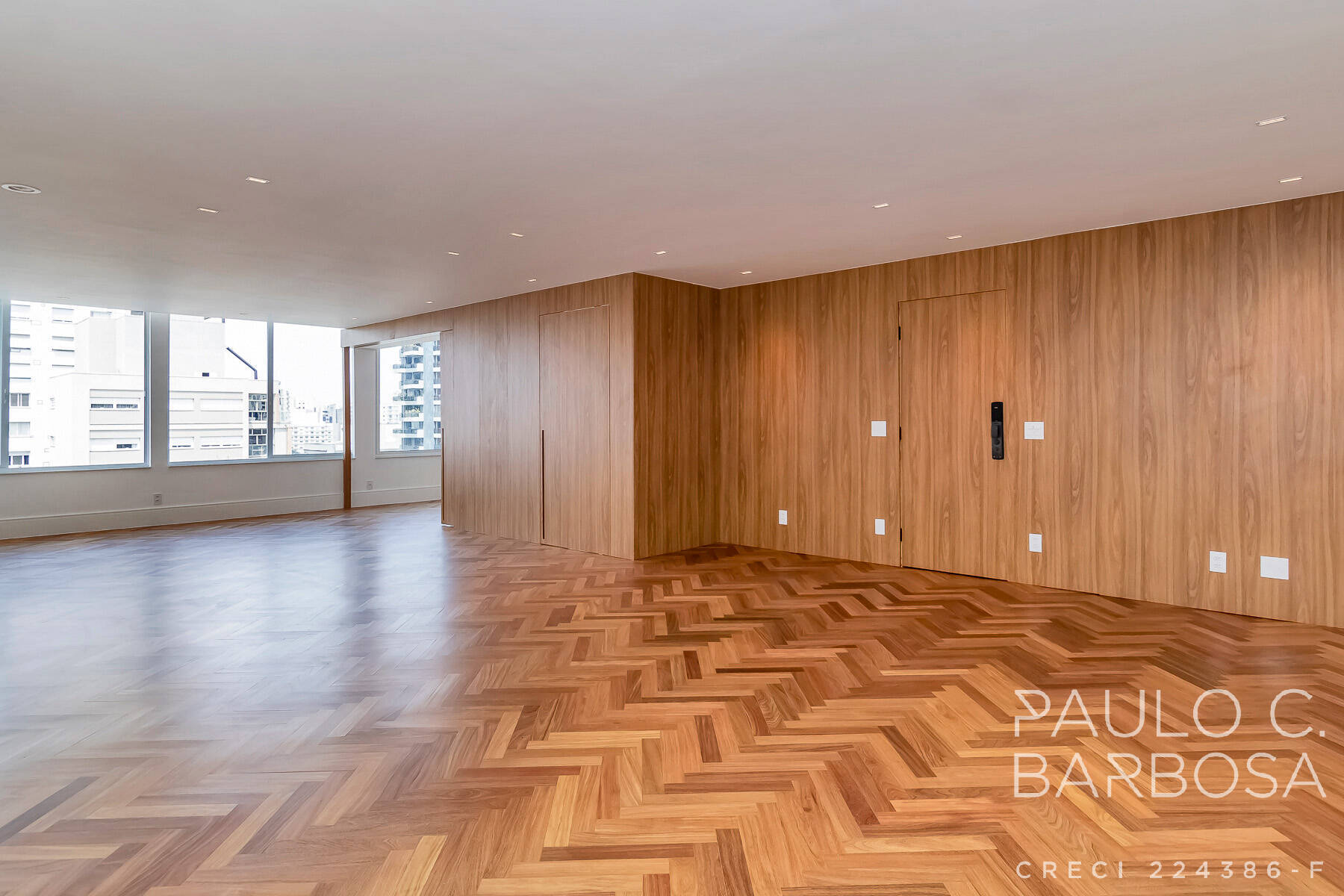 Apartamento à venda com 3 quartos, 289m² - Foto 4