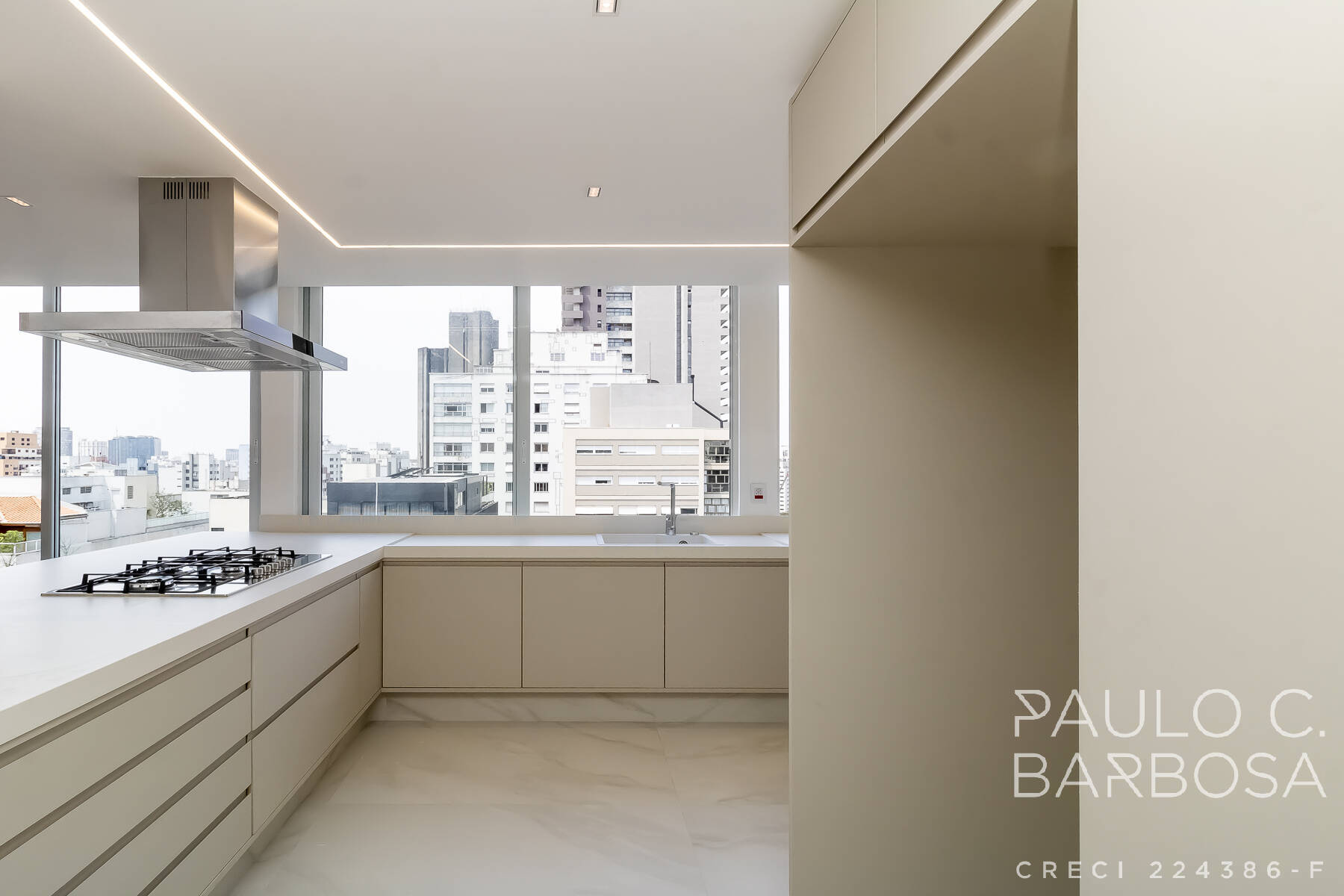 Apartamento à venda com 3 quartos, 289m² - Foto 72