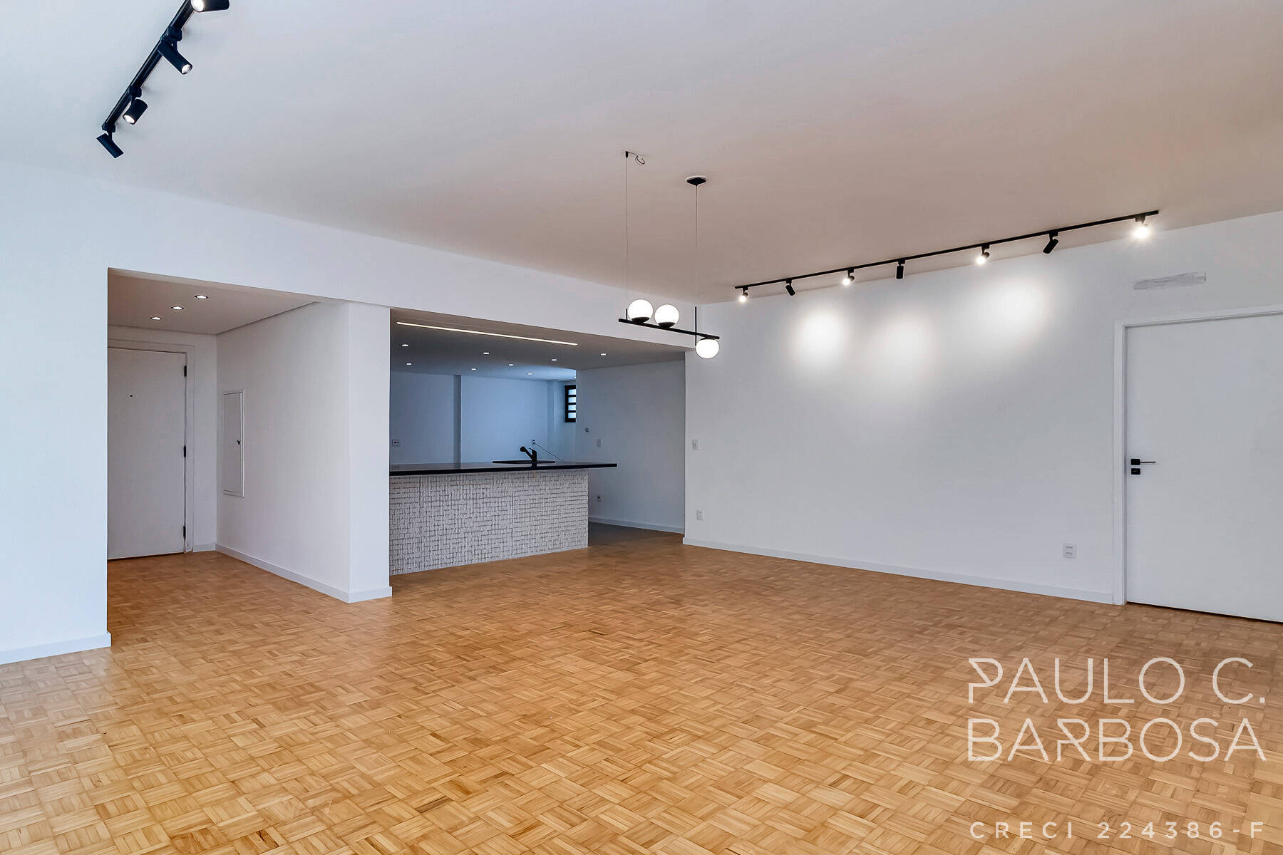 Apartamento à venda com 3 quartos, 220m² - Foto 13