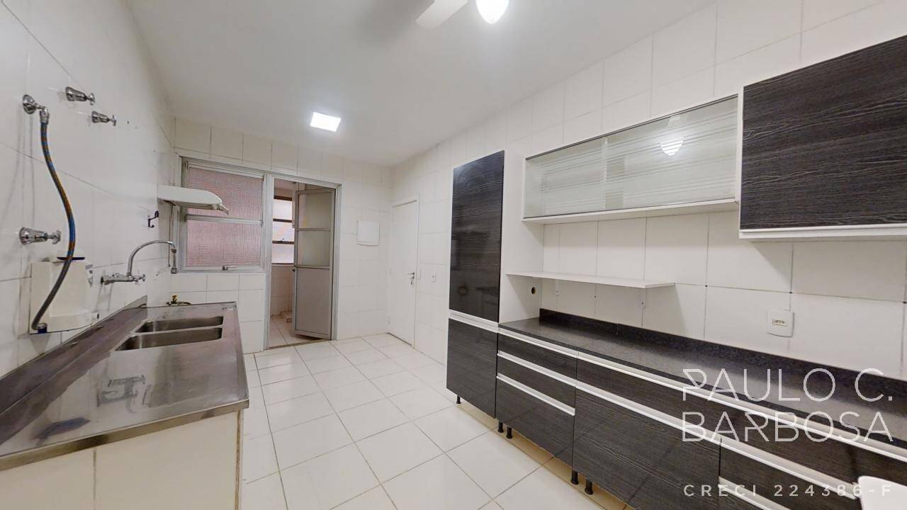 Apartamento à venda com 3 quartos, 147m² - Foto 13