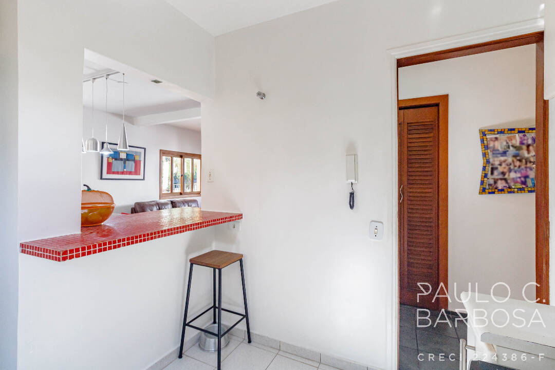 Casa à venda com 3 quartos, 279m² - Foto 15