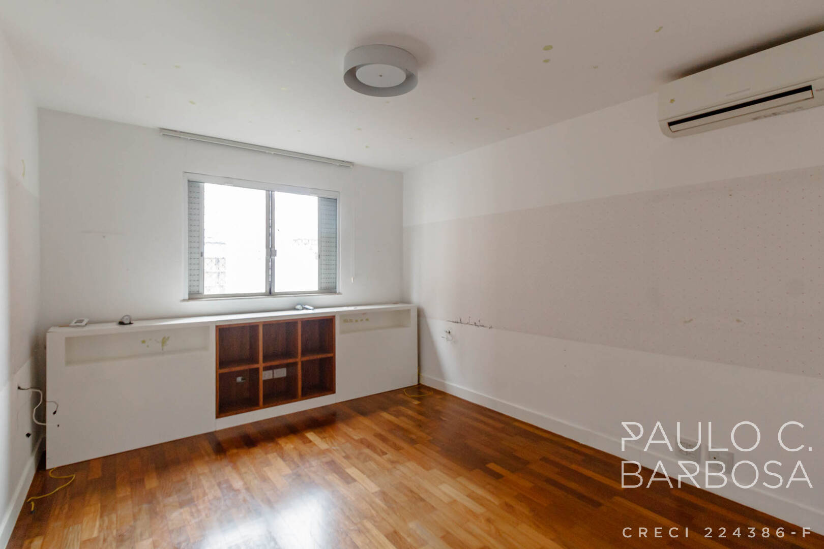 Apartamento à venda com 3 quartos, 236m² - Foto 19