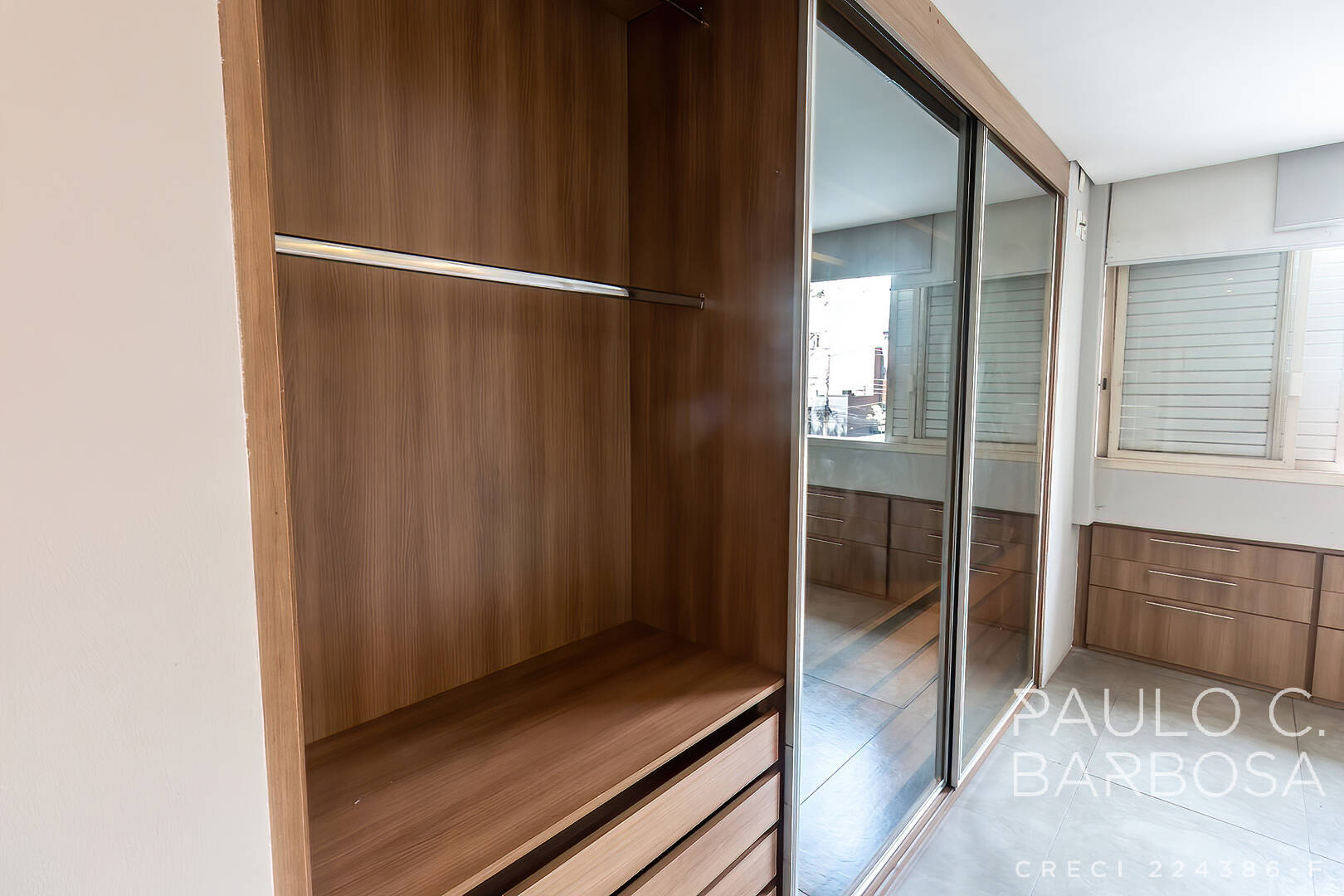 Apartamento para alugar com 2 quartos, 137m² - Foto 25