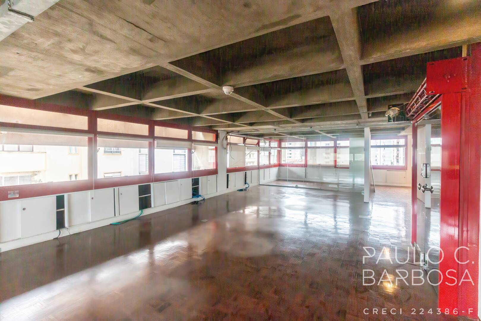 Prédio Inteiro para alugar, 230m² - Foto 1