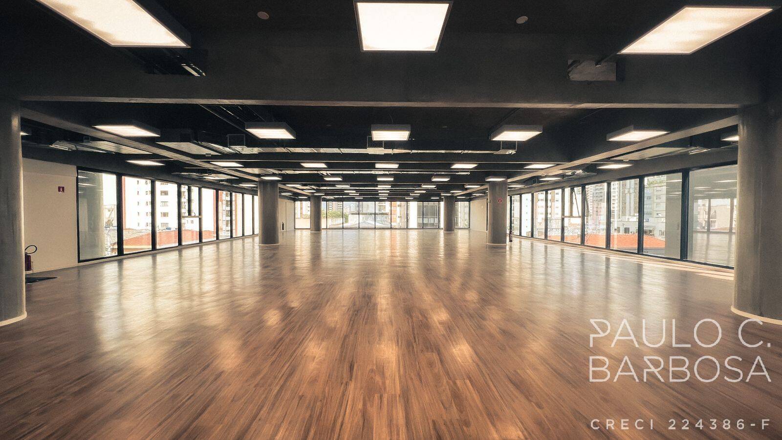 Prédio Inteiro para alugar, 883m² - Foto 2