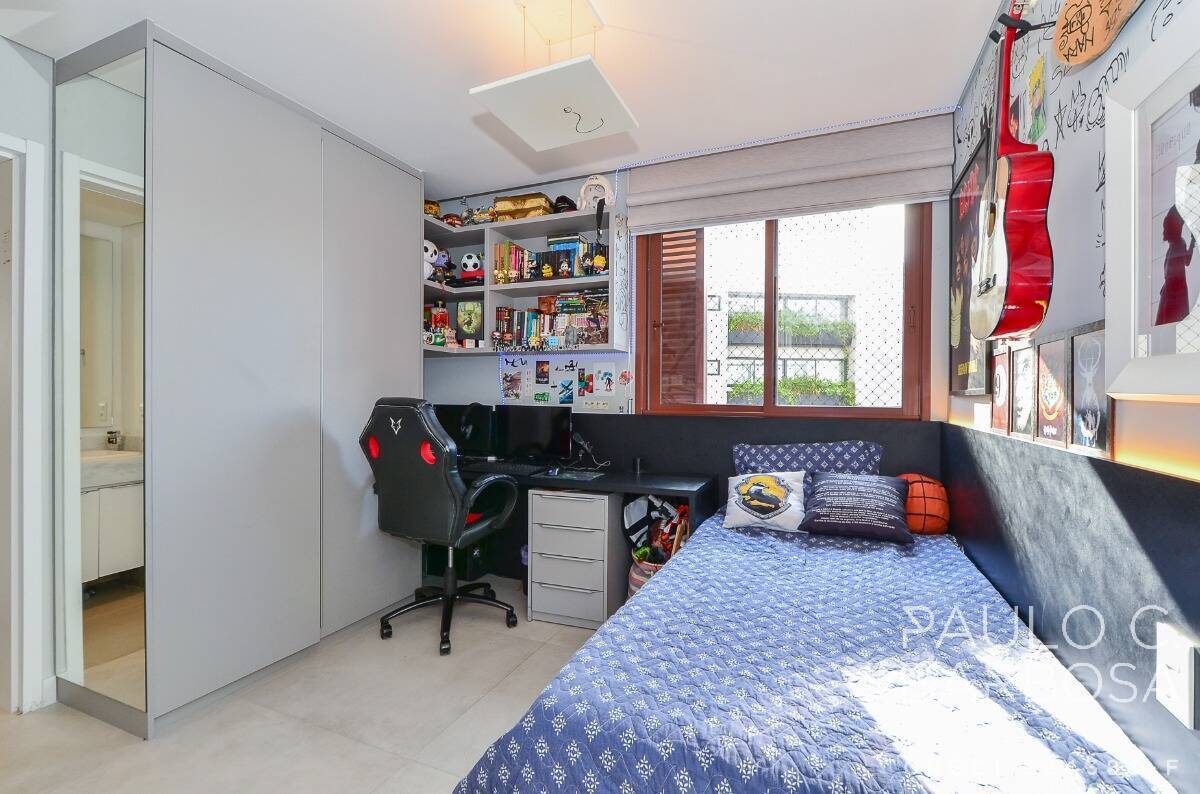 Apartamento à venda com 3 quartos, 170m² - Foto 22