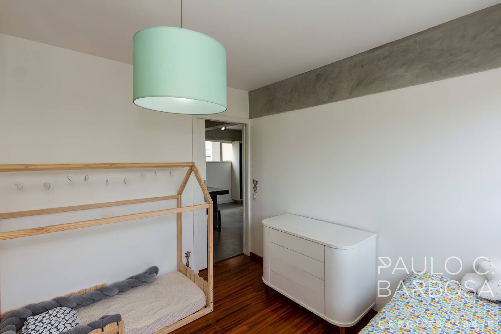 Apartamento para alugar com 2 quartos, 125m² - Foto 12